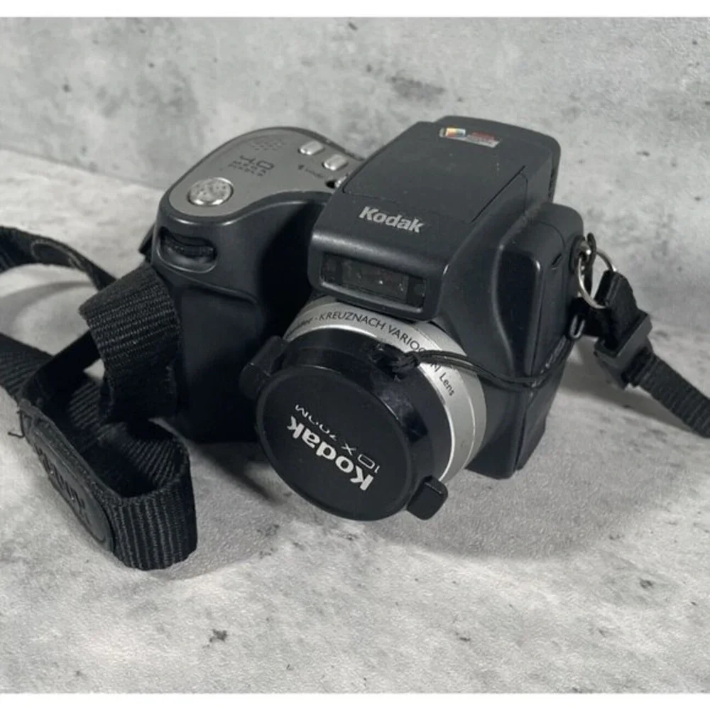 Genuine Kodak (DX6490) 10X Easyshare Black Gray Digital Camera UNTESTED‎ AS-IS